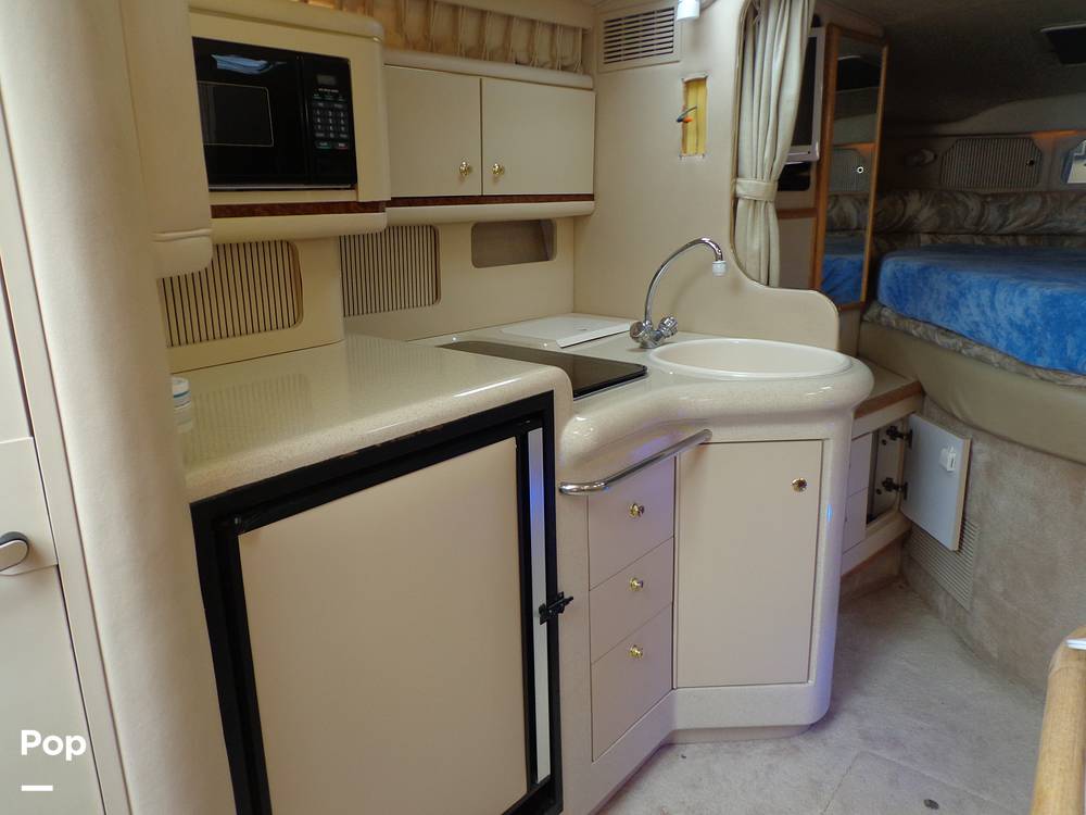 Slide: The Image of Sea Ray 330 Sundancer 1998 - 32