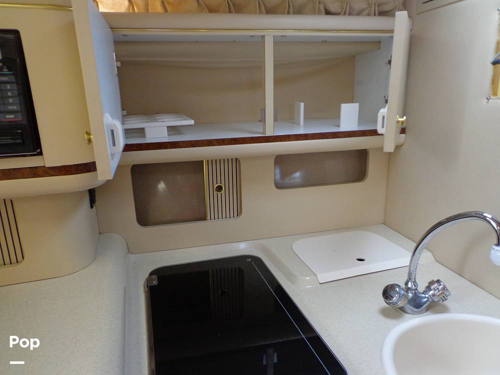 Slide: The Image of Sea Ray 330 Sundancer 1998 - 36