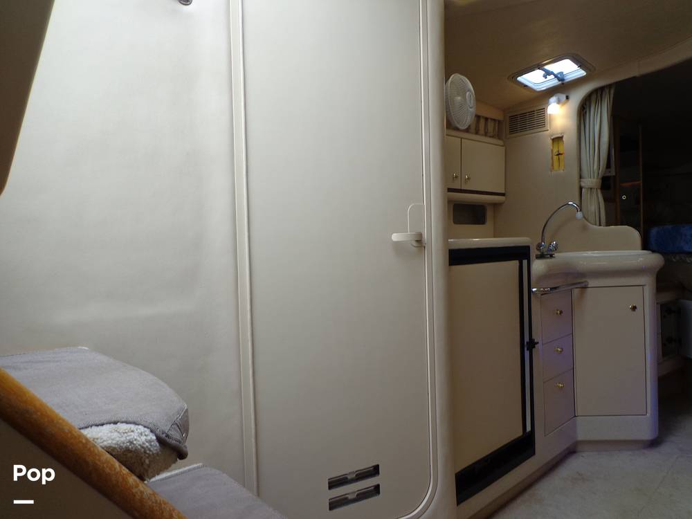 Slide: The Image of Sea Ray 330 Sundancer 1998 - 54