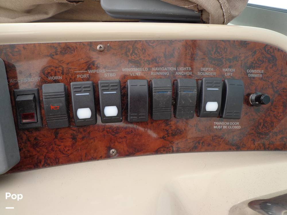 Slide: The Image of Sea Ray 330 Sundancer 1998 - 72