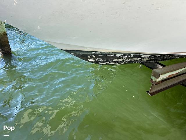 Slide: The Image of Sea Ray 330 Sundancer 1998 - 15127485