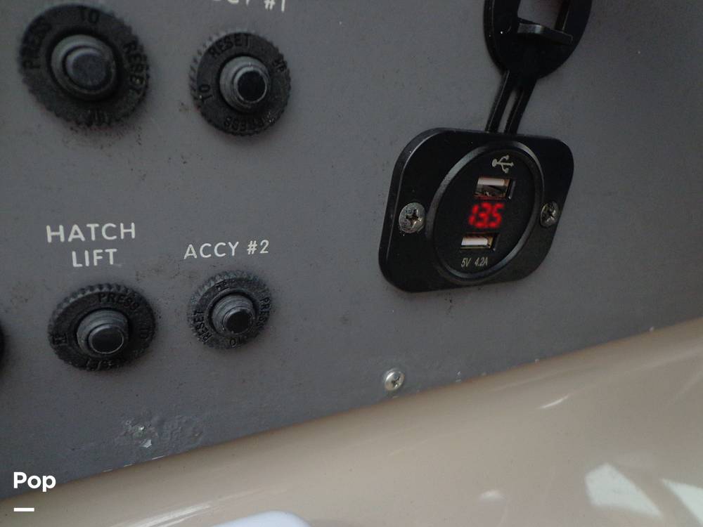 Slide: The Image of Electric engine hatch switch - 82