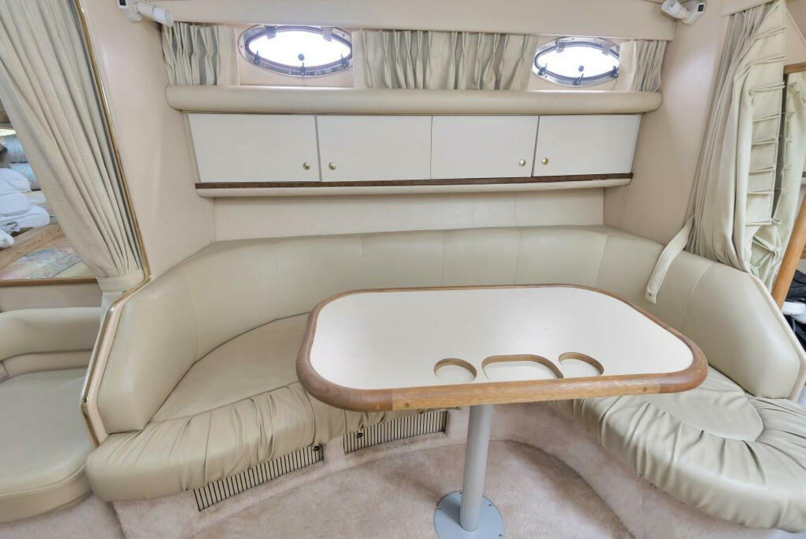 Slide: The Image of Sea Ray 330 Sundancer 1998 - 4790129
