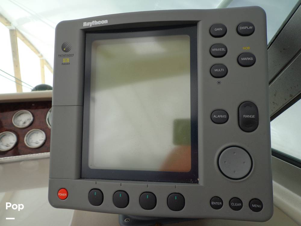 Slide: The Image of Sea Ray 330 Sundancer 1998 - 90