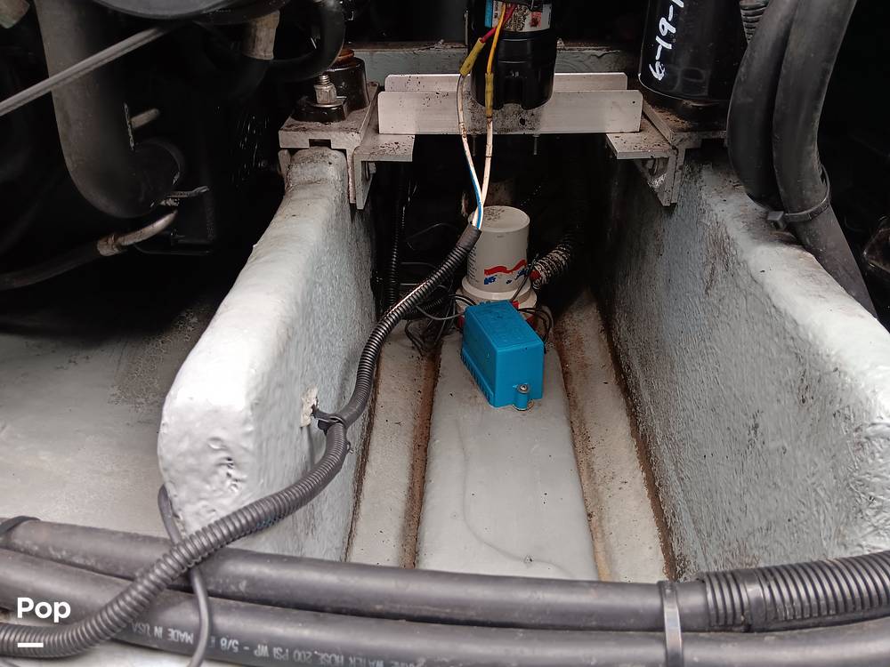 Slide: The Image of Sea Ray 330 sundancer 1999 - 15358186