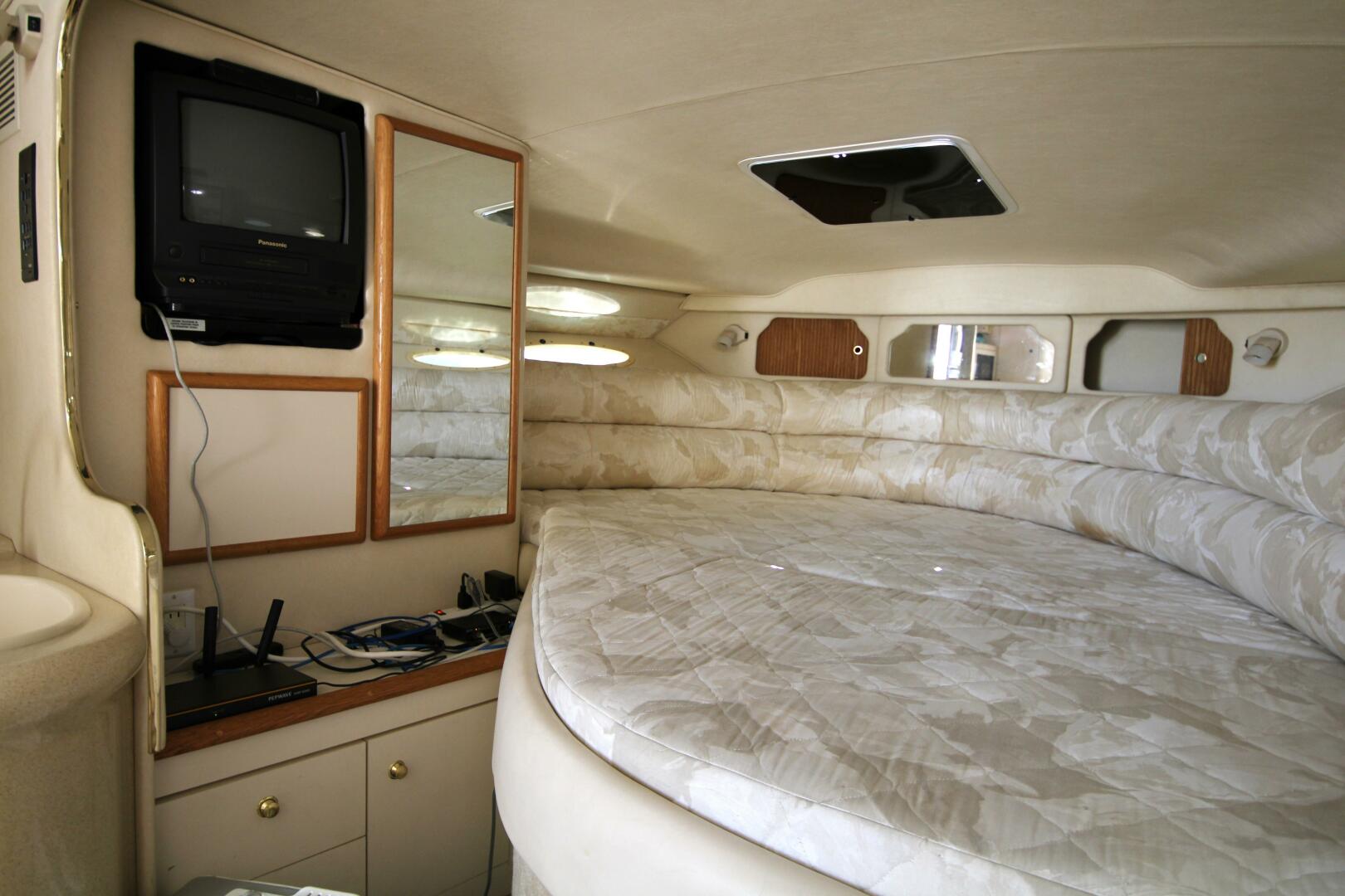 Slide: The Image of Sea Ray 330 Sundancer 1999 - 5181801