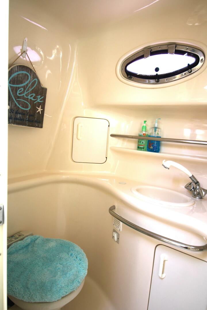 Slide: The Image of Sea Ray 330 Sundancer 1999 - 5181804