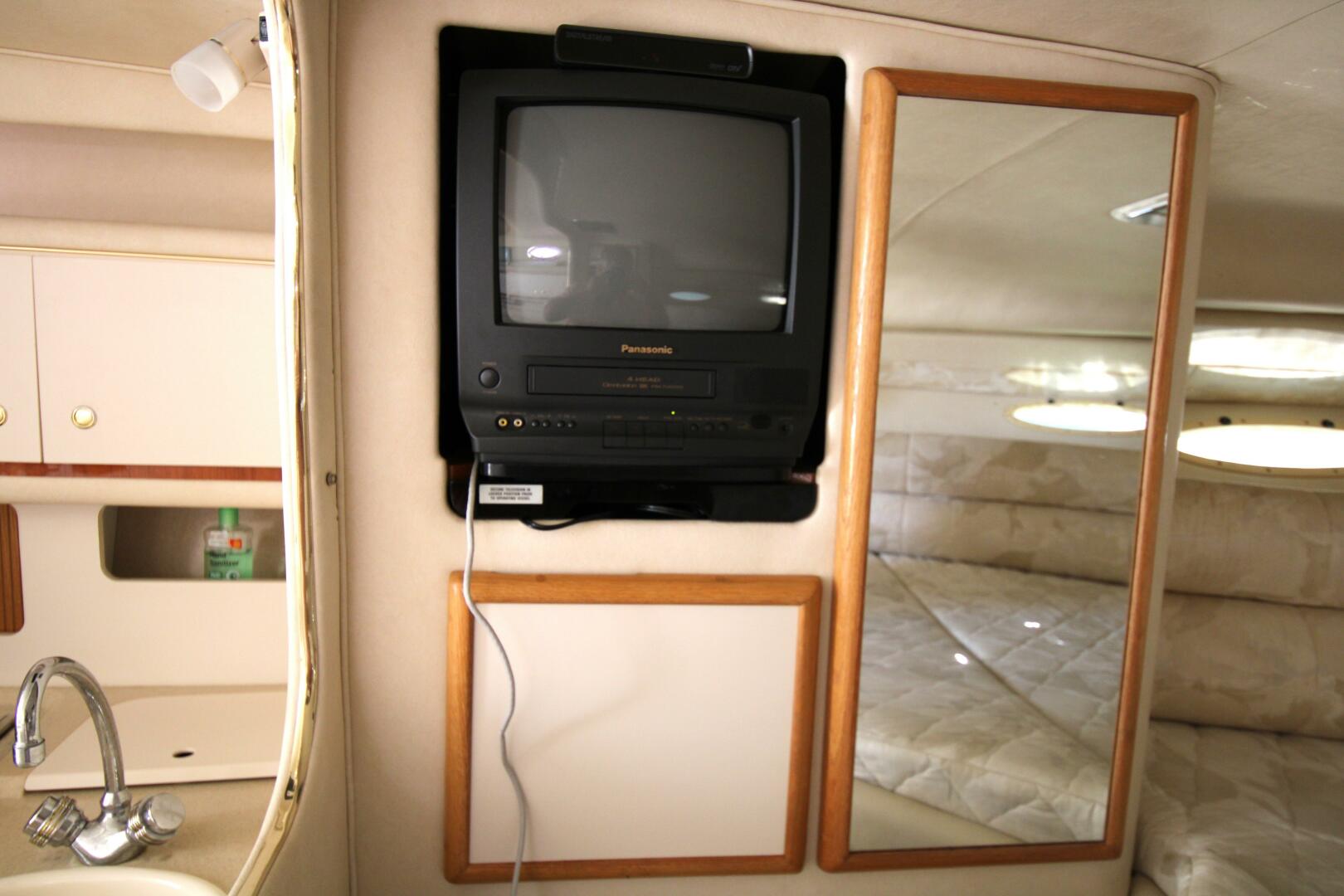 Slide: The Image of Sea Ray 330 Sundancer 1999 - 5181806