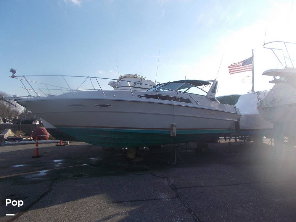 Slide: The Image of Sea Ray 340 Express Cruiser 1988 - 4537960