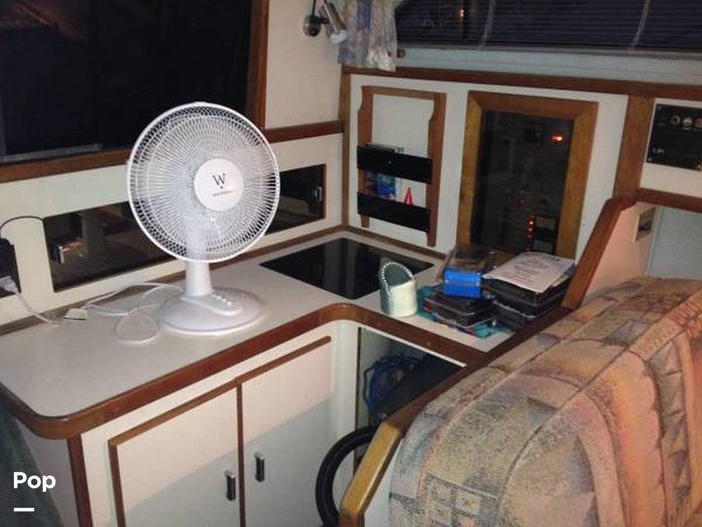 Slide: The Image of Sea Ray 340 Express Cruiser 1988 - 4507576