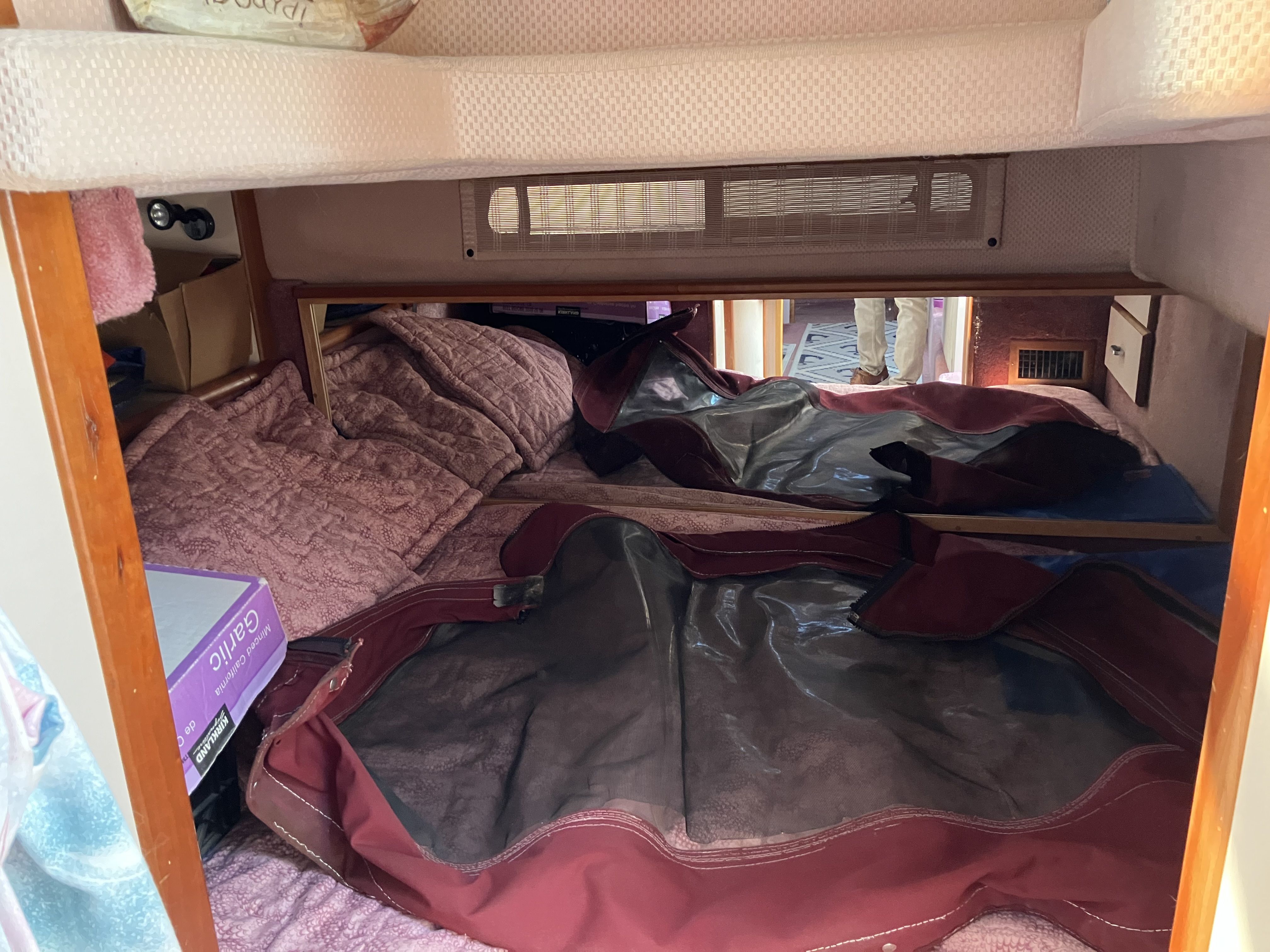 Slide: The Image of Sea Ray 340 SUNDANCER 1989 - 13