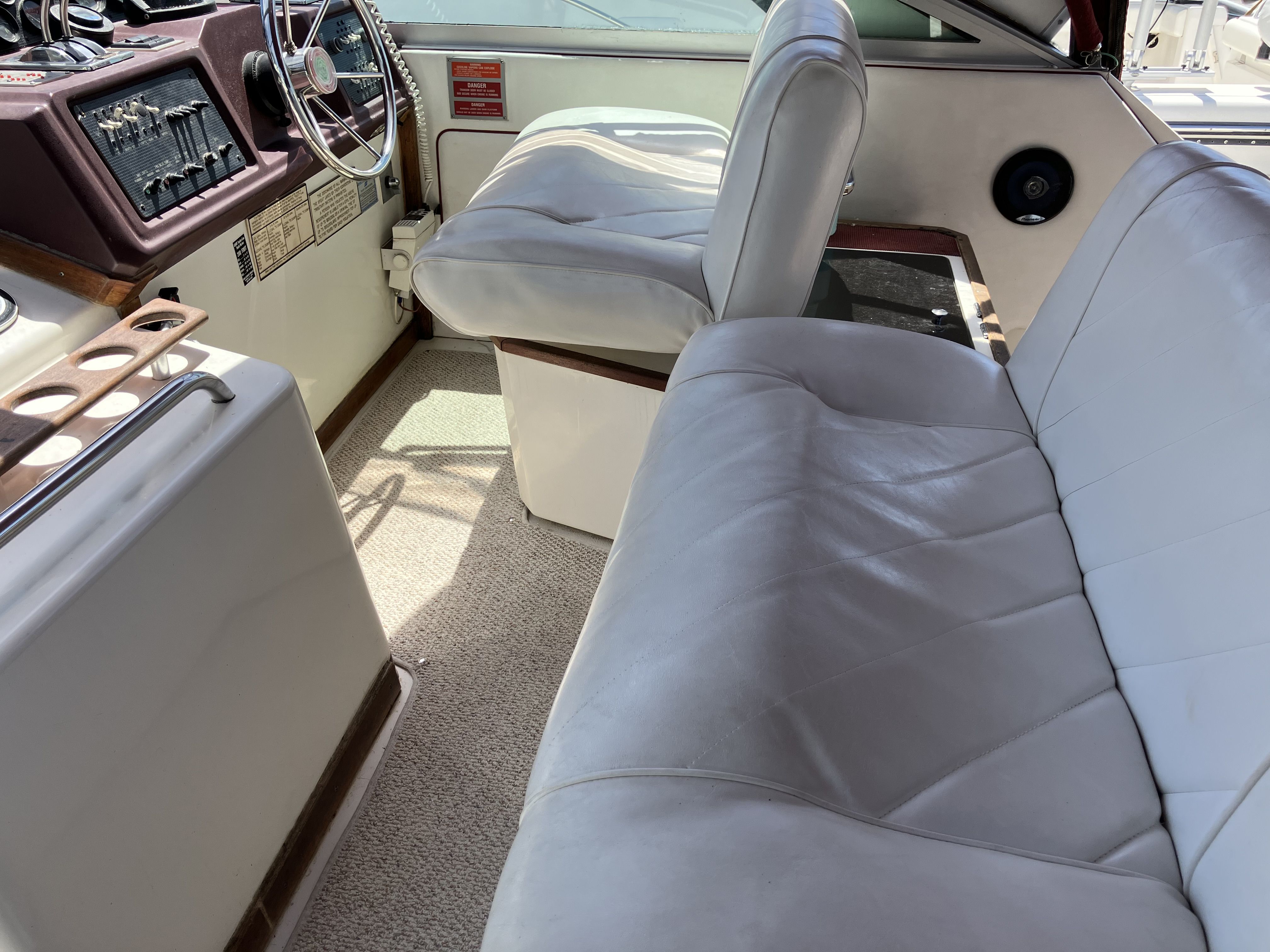 Slide: The Image of Sea Ray 340 SUNDANCER 1989 - 7