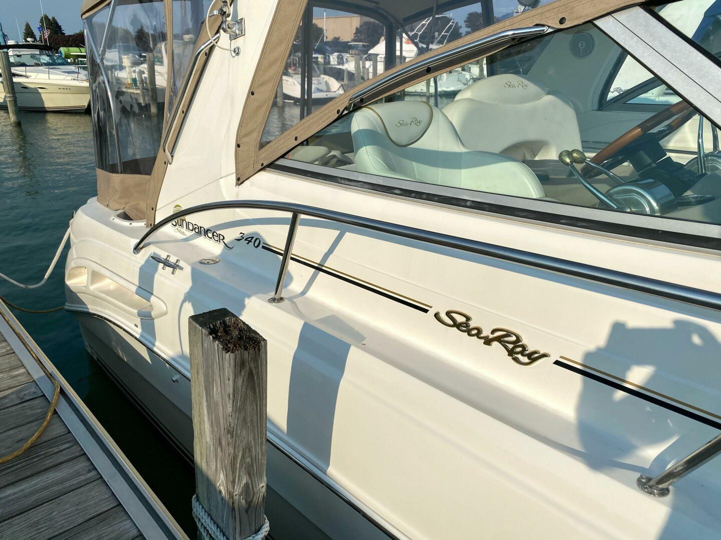 Slide: The Image of Sea Ray 340 Sundancer 2000 - 5597807