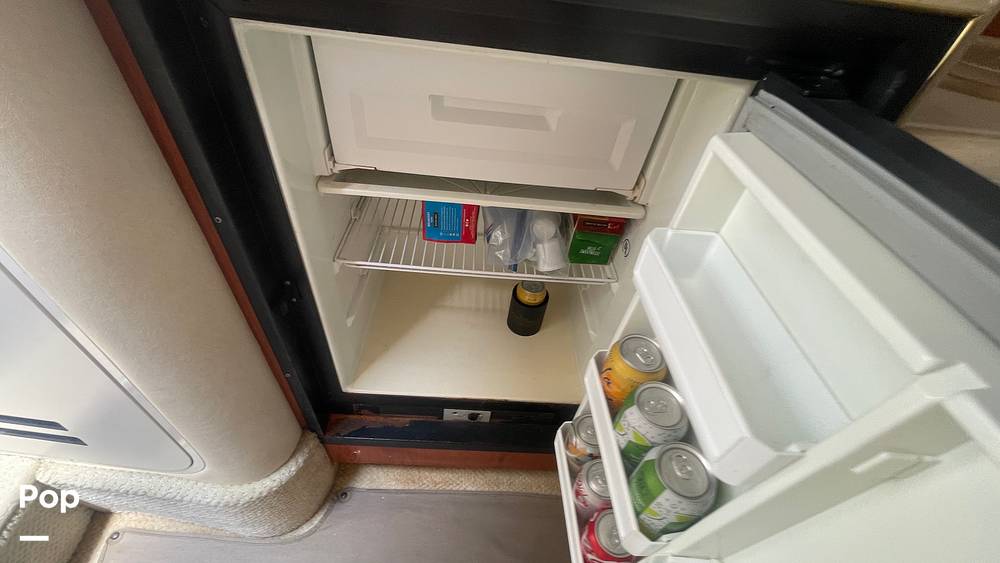 Slide: The Image of Salon Fridge / Freezer - 15493578