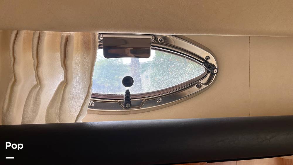 Slide: The Image of Port Holes well bedded - 15493580