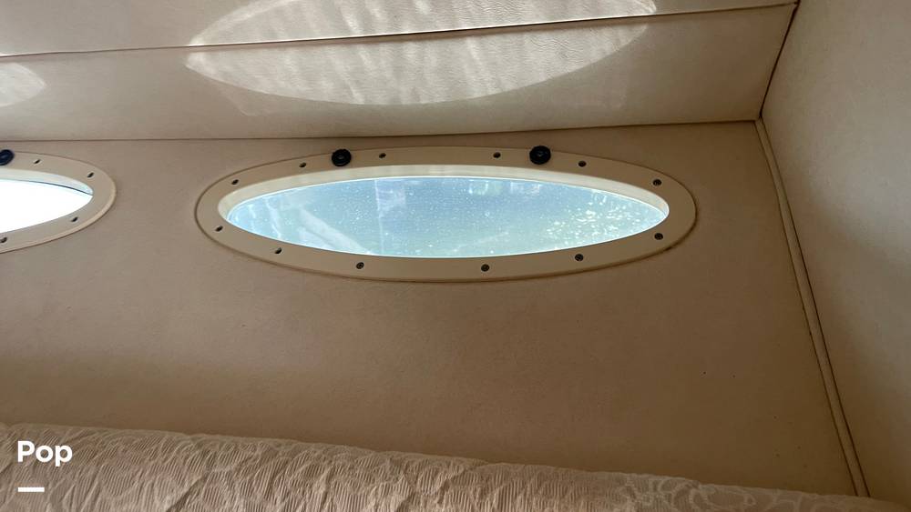 Slide: The Image of Port Holes well bedded - 15493582