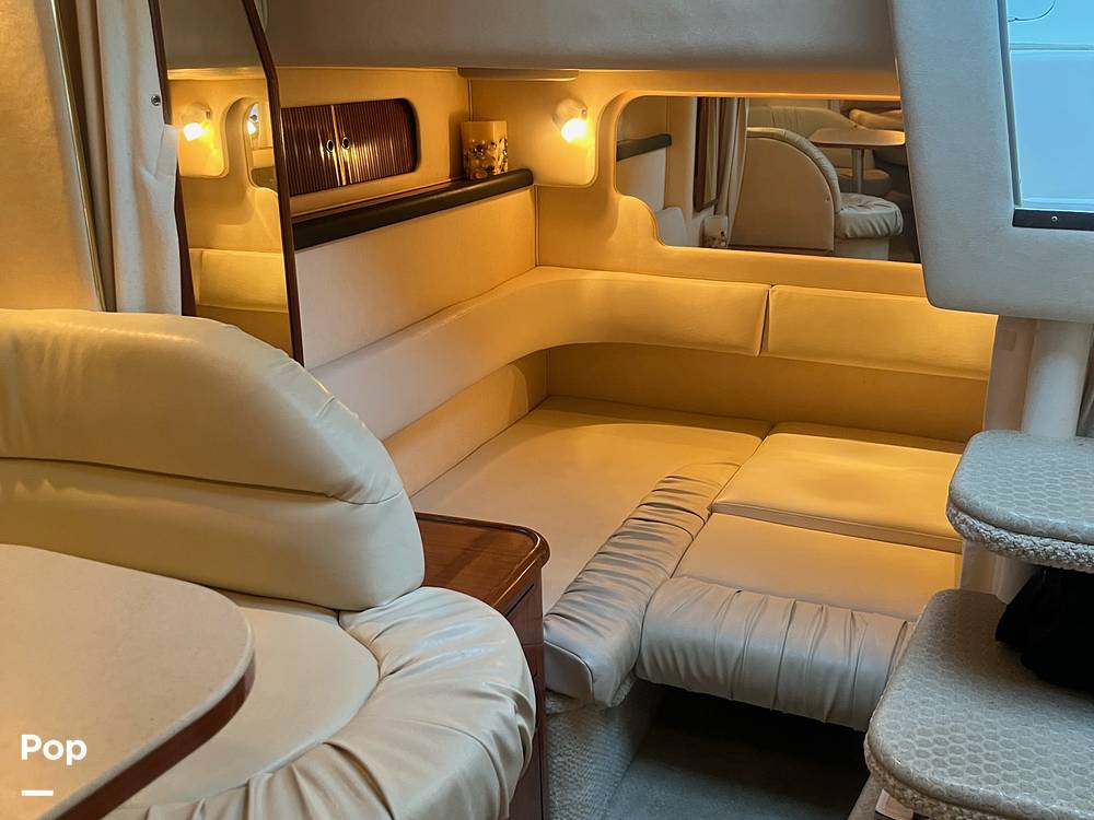 Slide: The Image of Mid Cabin / Lounge - 15536386