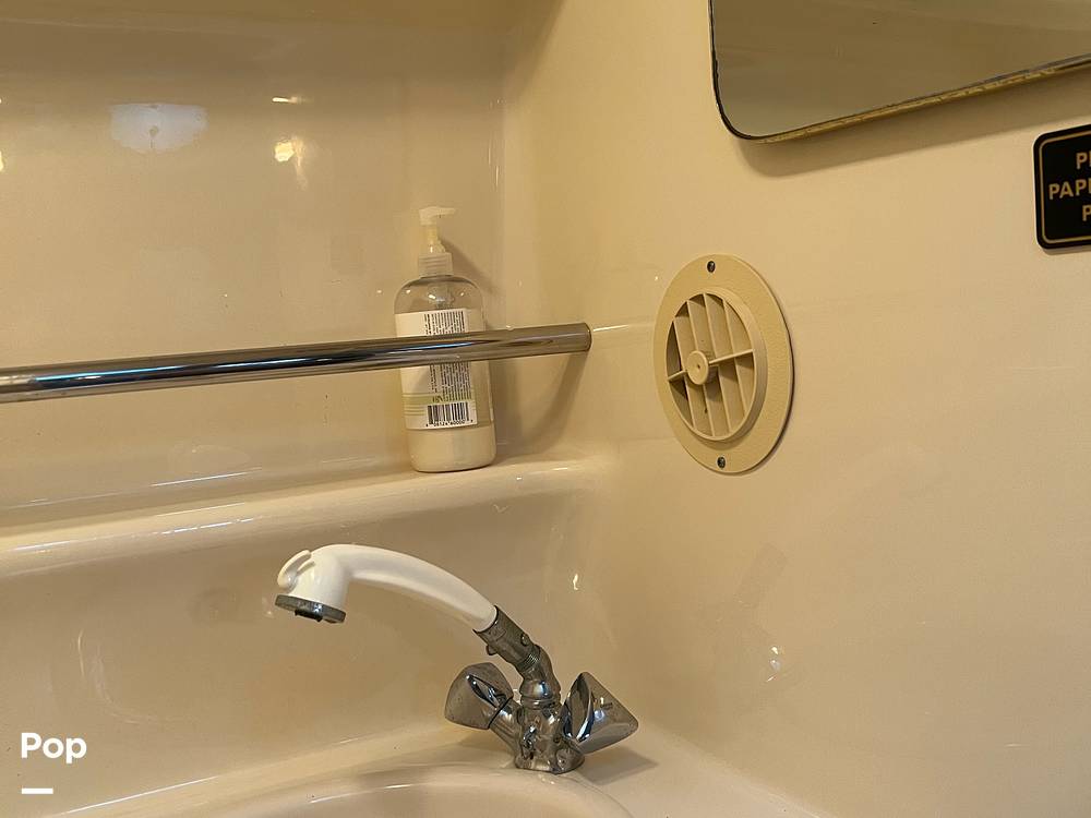 Slide: The Image of Sea Ray 340 Sundancer 2001 - 15536390