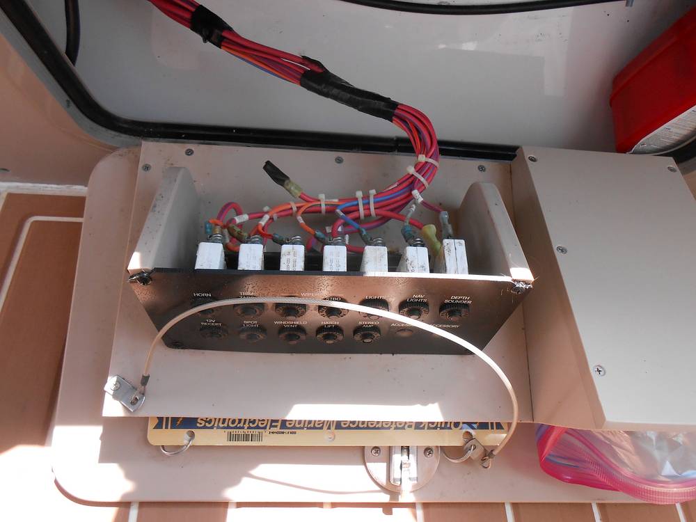 Slide: The Image of Sea Ray 340 Sundancer 2002 - 15713219