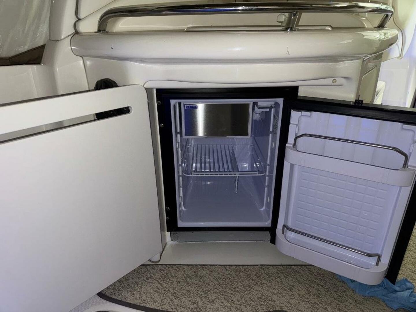 Slide: The Image of Sea Ray 340 Sundancer 2003 - 4967307