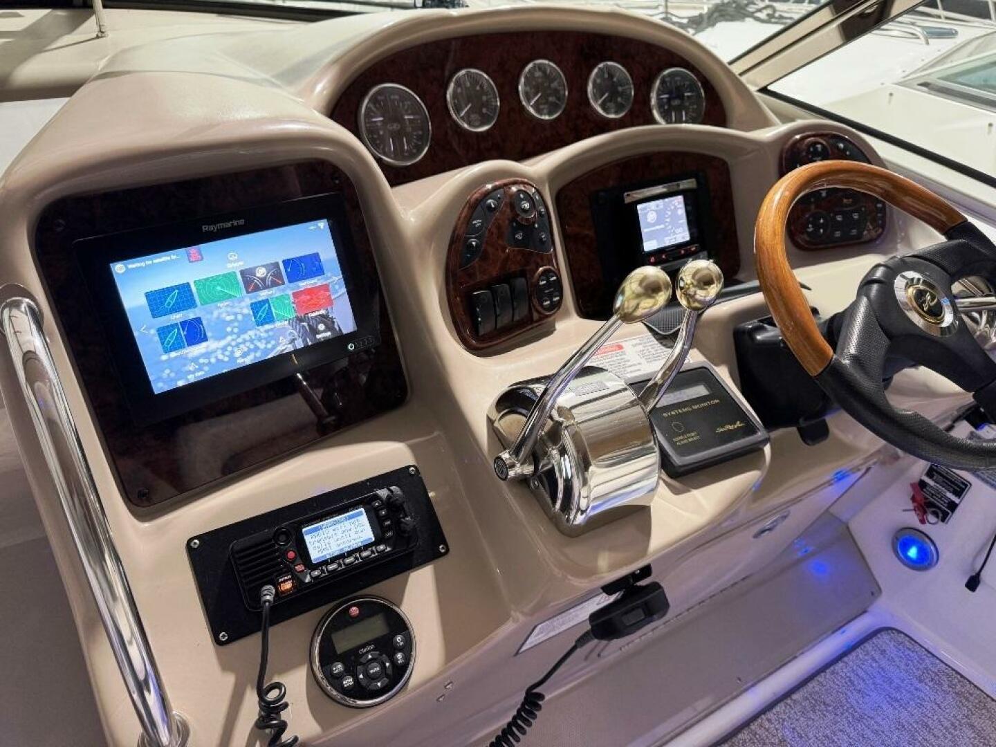 Slide: The Image of Sea Ray 340 Sundancer 2003 - 4967316