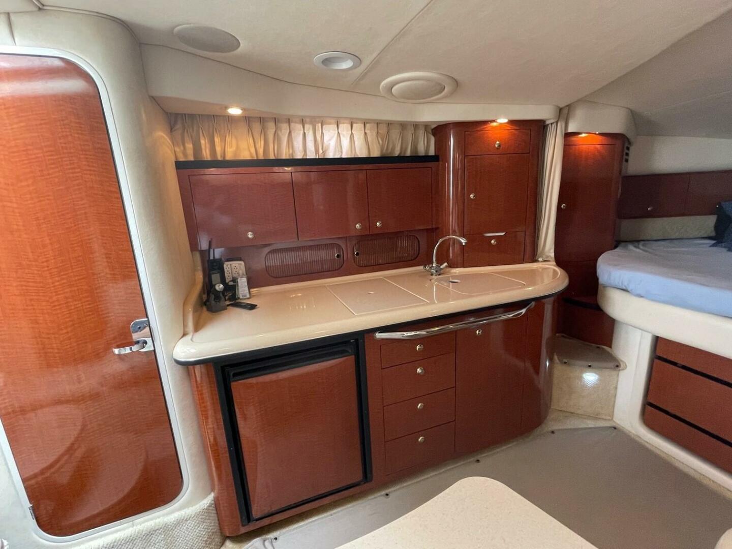 Slide: The Image of Sea Ray 340 Sundancer 2003 - 5511558