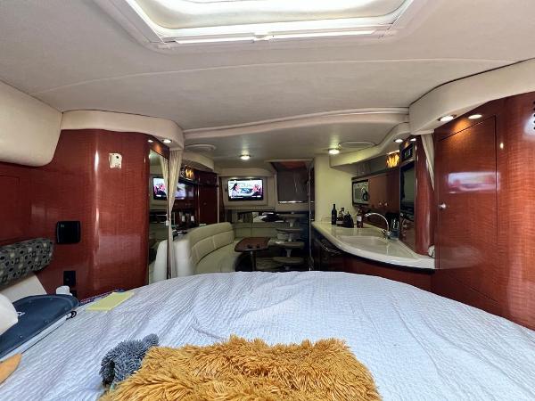 Slide: The Image of Sea Ray 340 Sundancer 2005 - 14