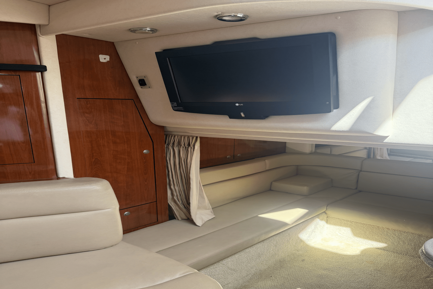 Slide: The Image of Sea Ray 340 Sundancer 2007 - 11