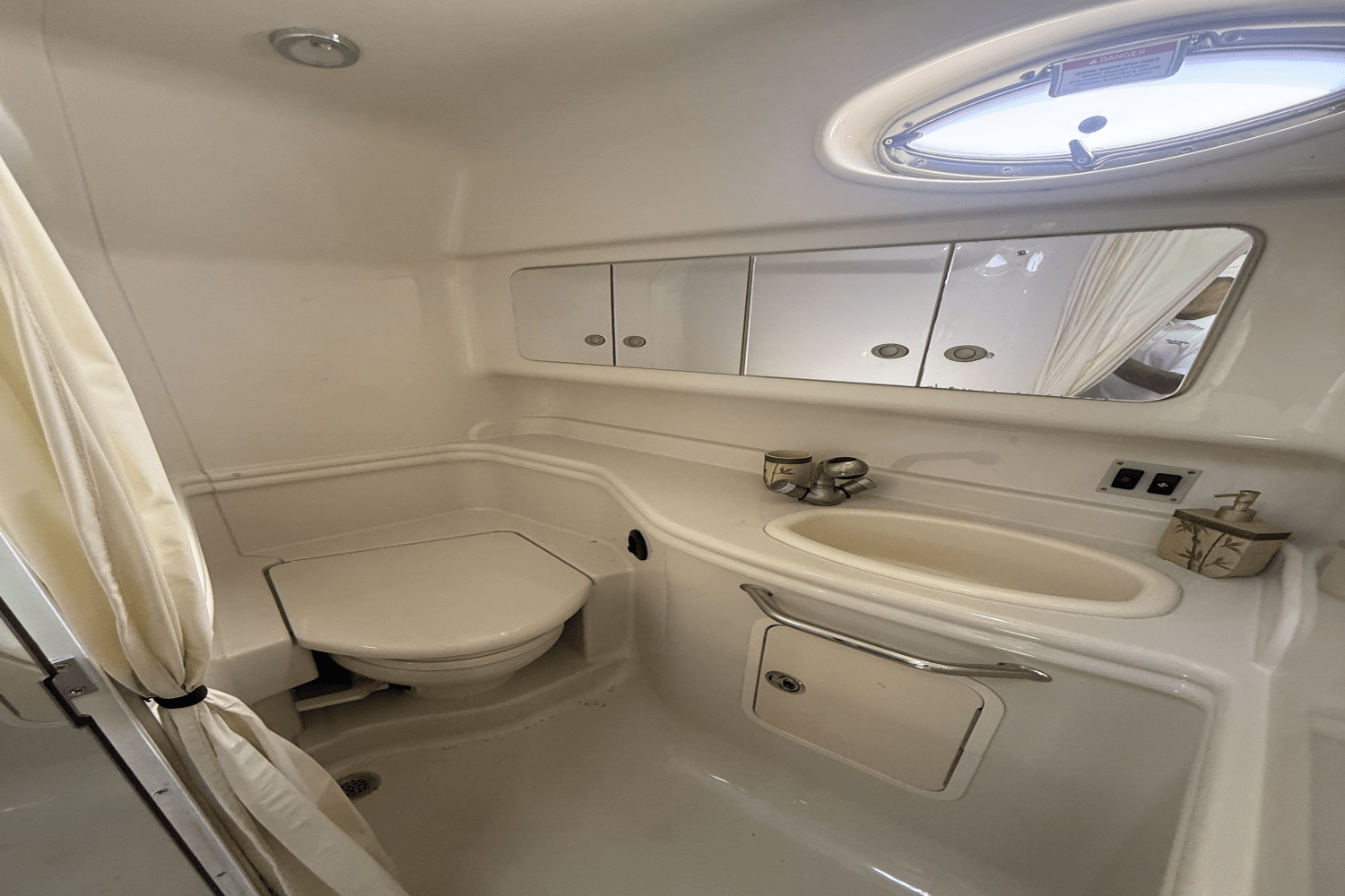 Slide: The Image of Sea Ray 340 Sundancer 2007 - 4