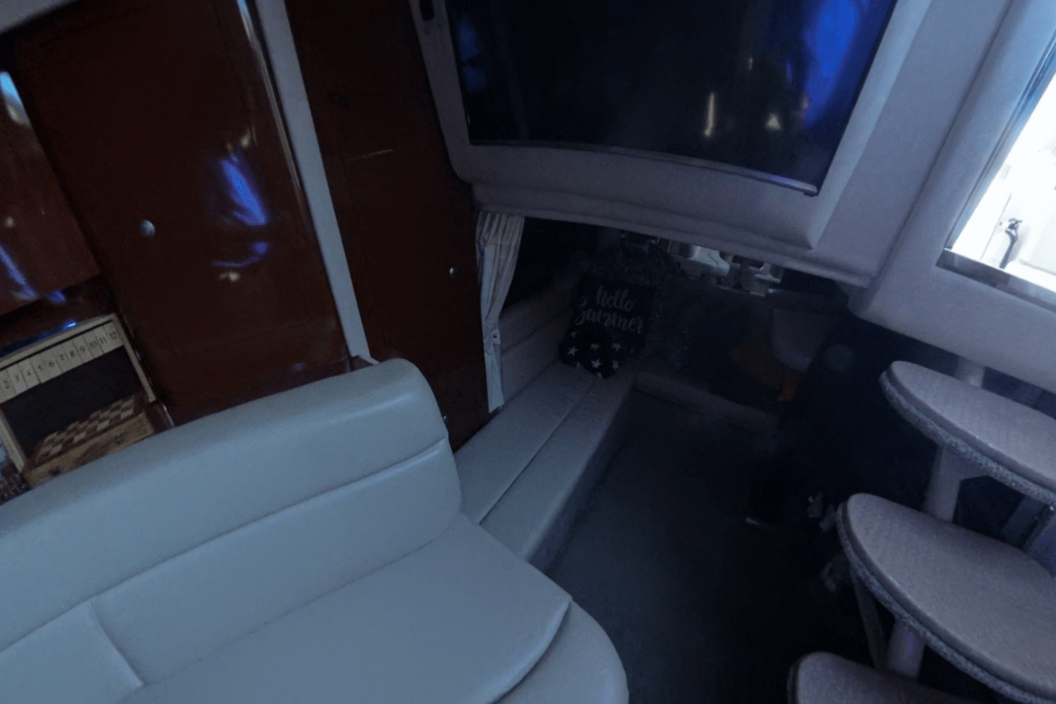 Slide: The Image of Sea Ray 340 Sundancer 2008 - 21