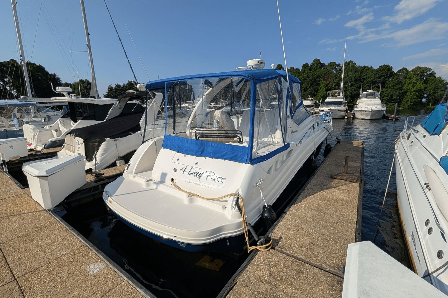 Slide: The Image of Sea Ray 340 Sundancer 2008 - 7