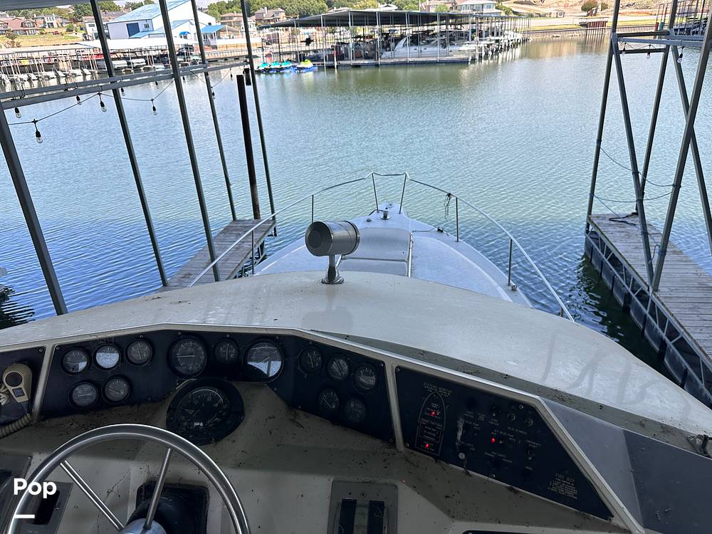 Slide: The Image of Sea Ray 345 Sedan Bridge 1988 - 13196578