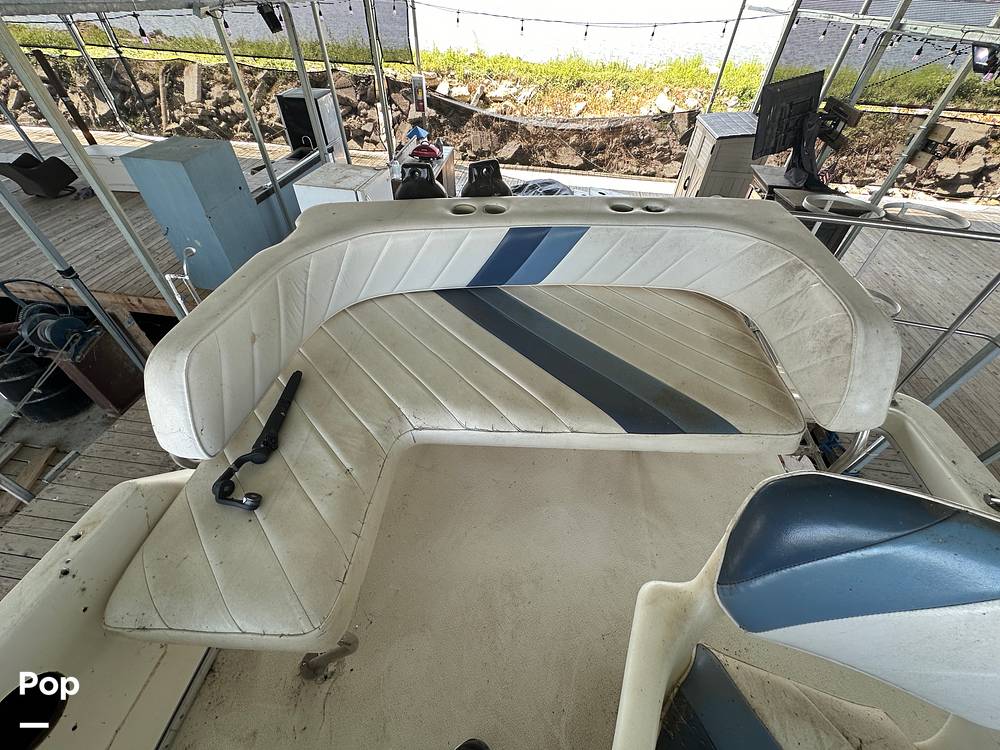 Slide: The Image of Sea Ray 345 Sedan Bridge 1988 - 13196590
