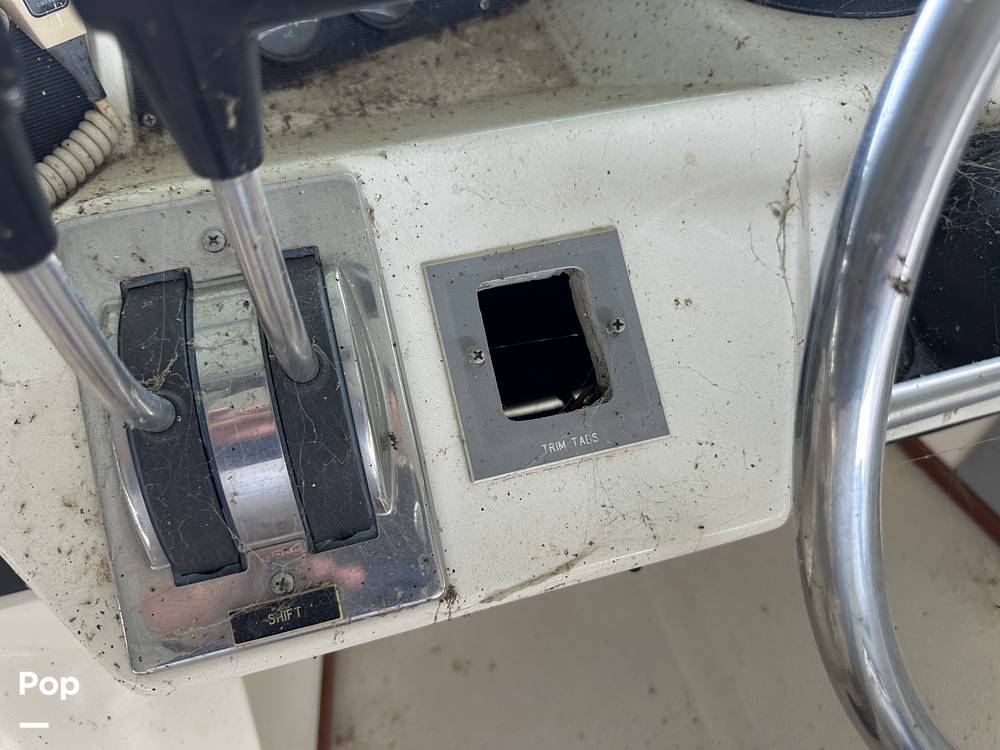 Slide: The Image of Sea Ray 345 Sedan Bridge 1988 - 13196599
