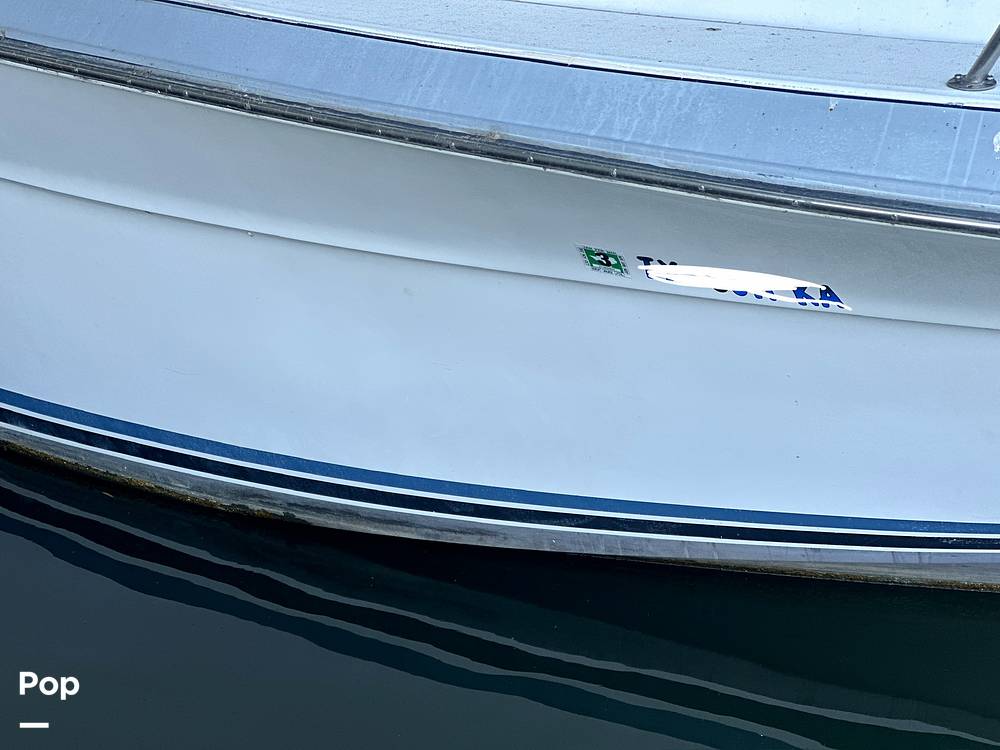 Slide: The Image of Sea Ray 345 Sedan Bridge 1988 - 13196122
