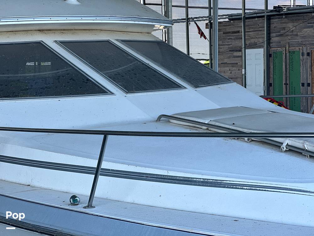 Slide: The Image of Sea Ray 345 Sedan Bridge 1988 - 13196123