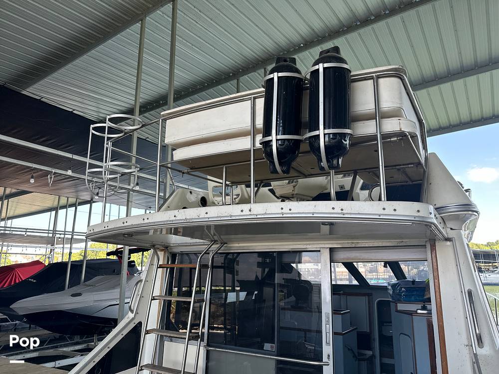Slide: The Image of Sea Ray 345 Sedan Bridge 1988 - 13196131