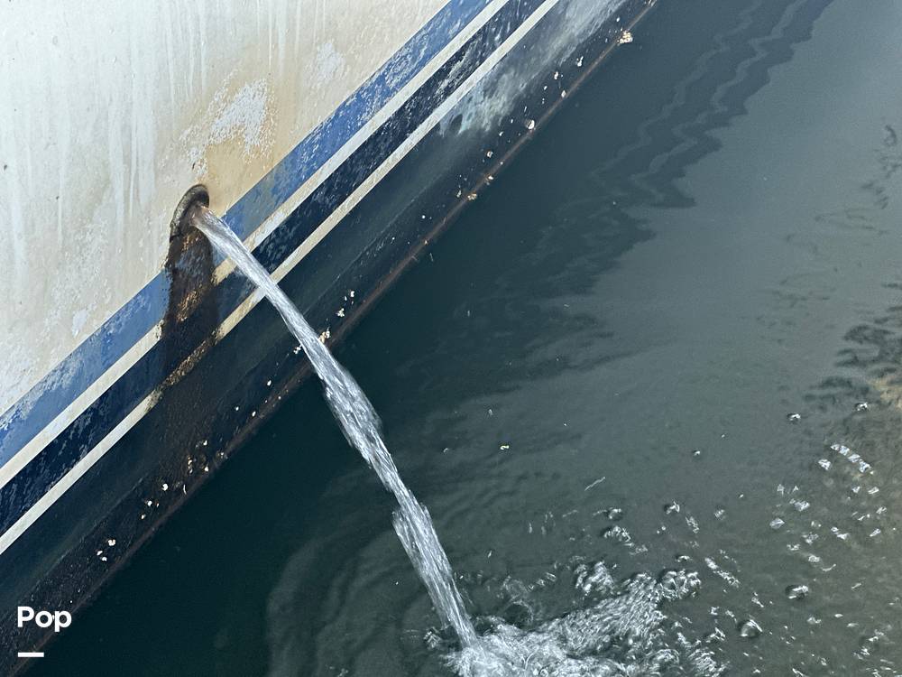 Slide: The Image of Sea Ray 345 Sedan Bridge 1988 - 13196147