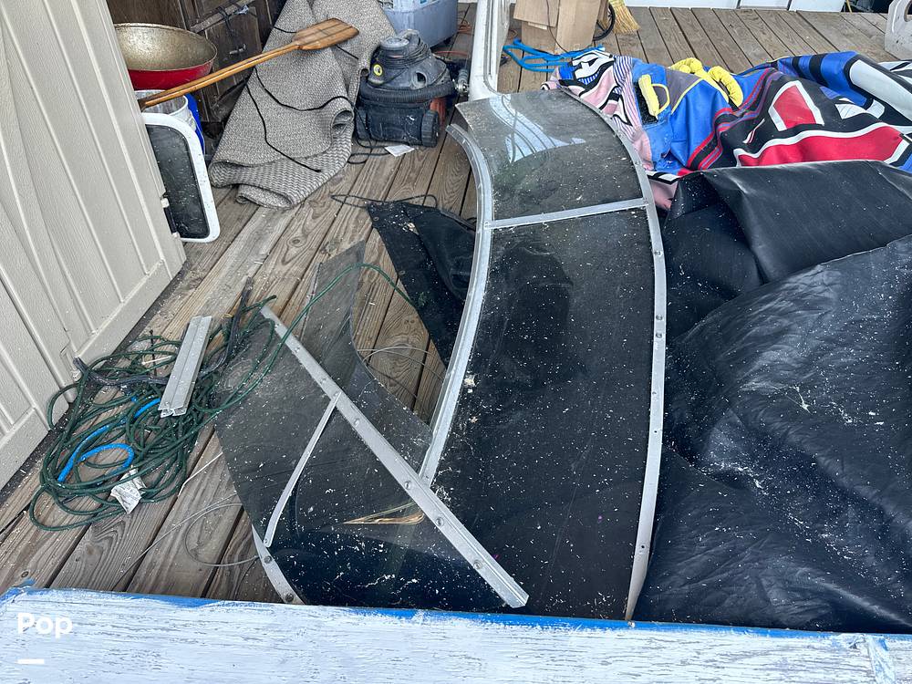 Slide: The Image of Sea Ray 345 Sedan Bridge 1988 - 13196154