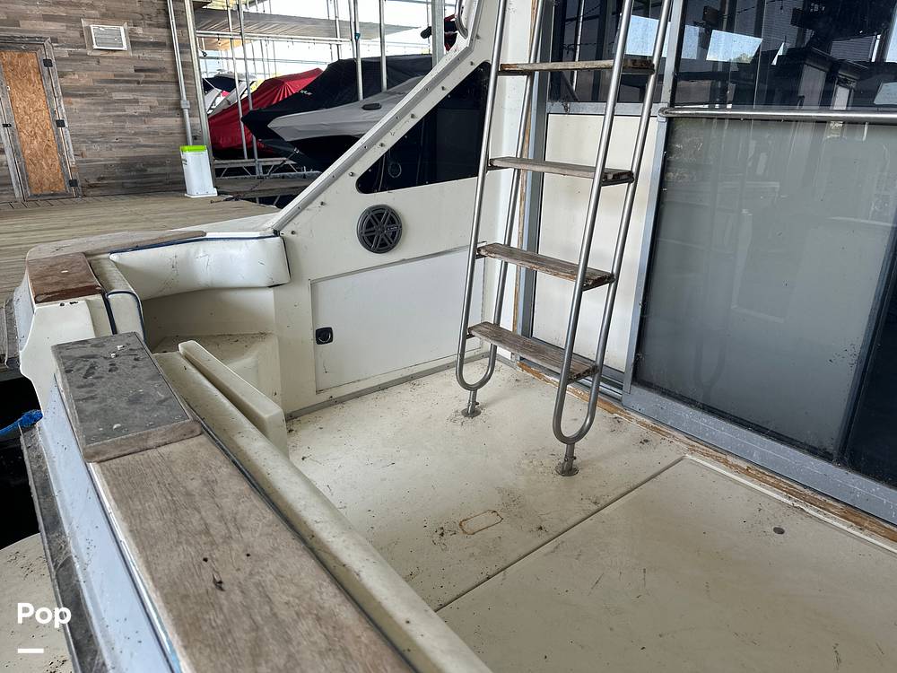 Slide: The Image of Sea Ray 345 Sedan Bridge 1988 - 13196158