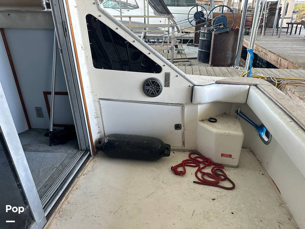Slide: The Image of Sea Ray 345 Sedan Bridge 1988 - 13196162