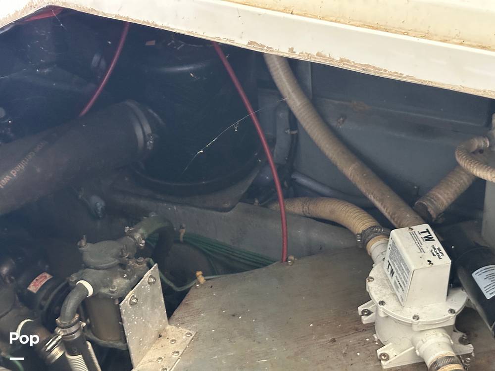 Slide: The Image of Sea Ray 345 Sedan Bridge 1988 - 13196521