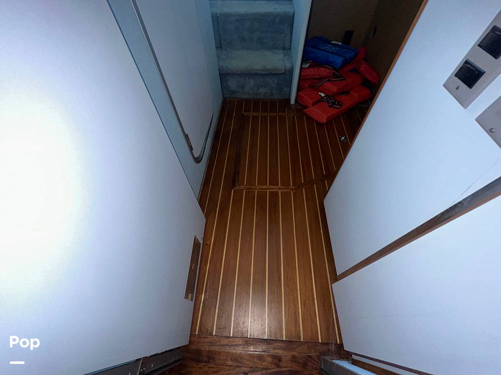 Slide: The Image of Sea Ray 345 Sedan Bridge 1988 - 13196546