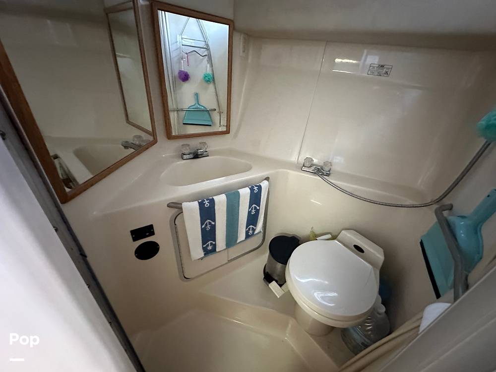 Slide: The Image of Sea Ray 350 Express Bridge 1992 - 14007867