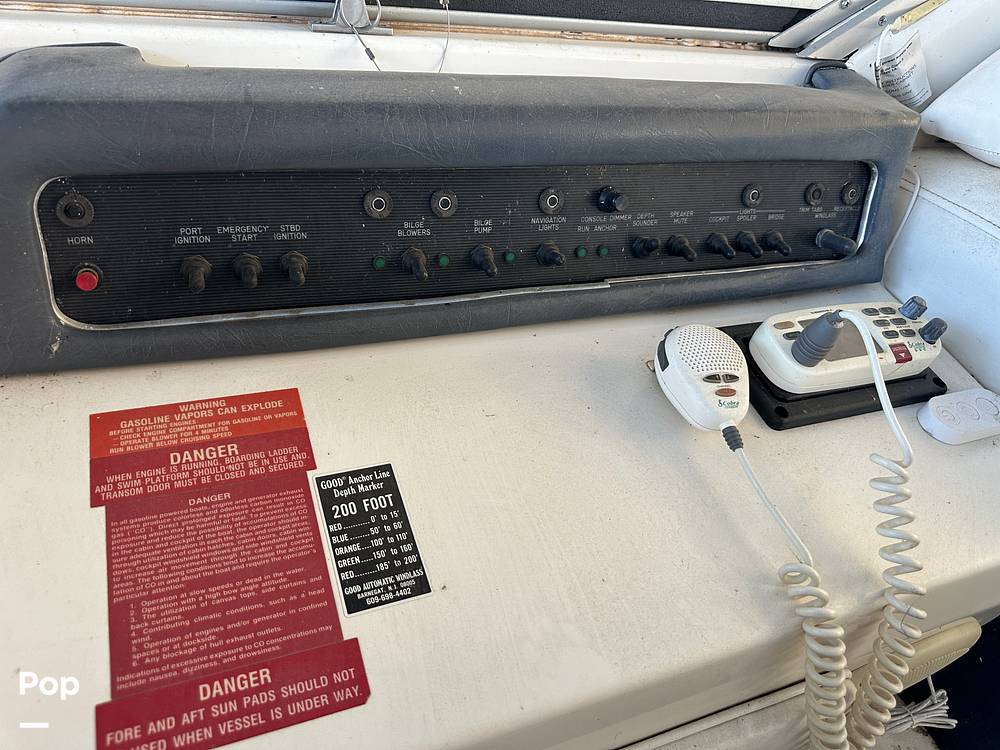 Slide: The Image of Sea Ray 350 Express Bridge 1992 - 14007905