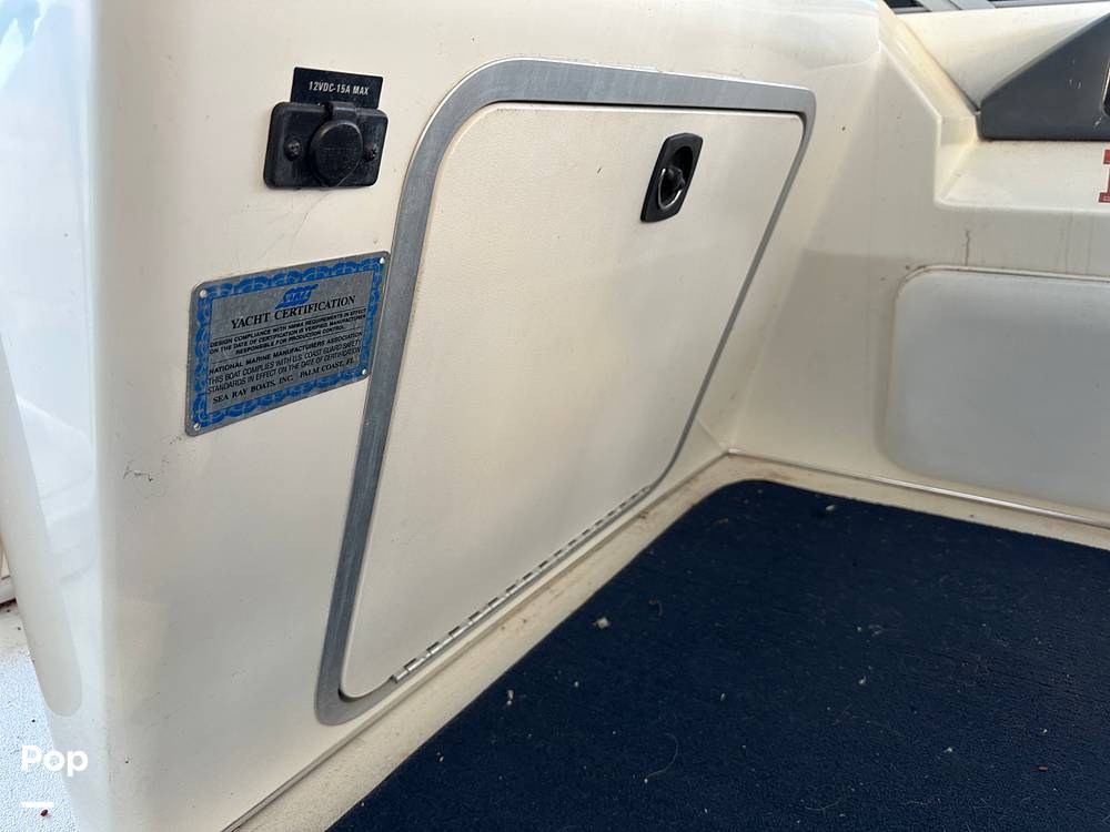 Slide: The Image of Sea Ray 350 Express Bridge 1992 - 14007911