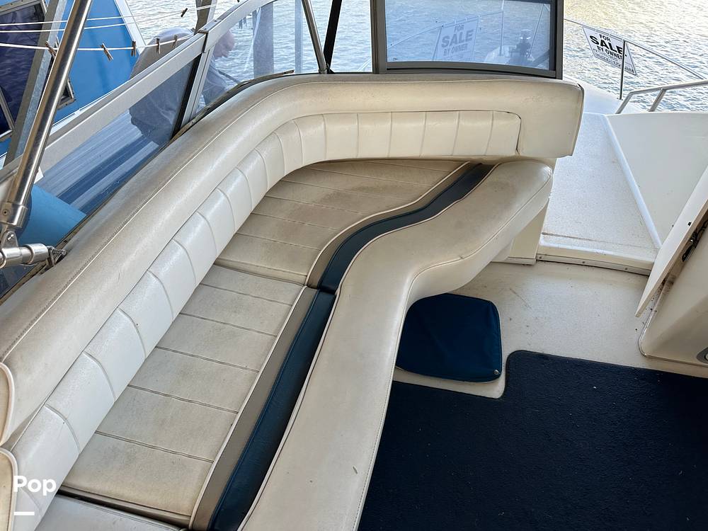 Slide: The Image of Sea Ray 350 Express Bridge 1992 - 14007918