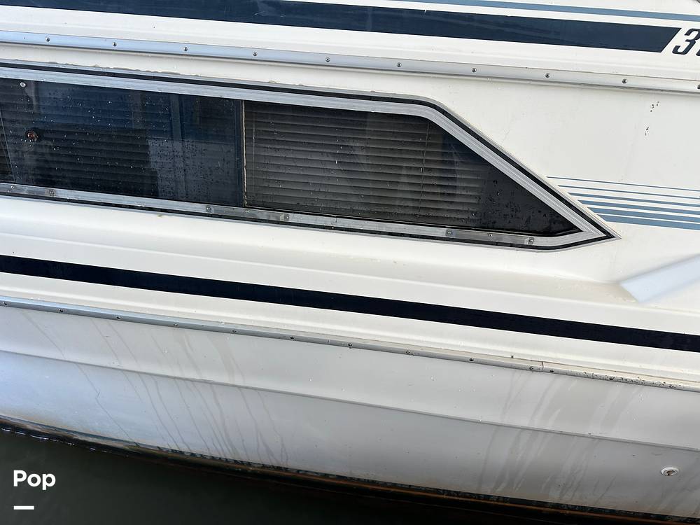 Slide: The Image of Sea Ray 350 Express Bridge 1992 - 14007941