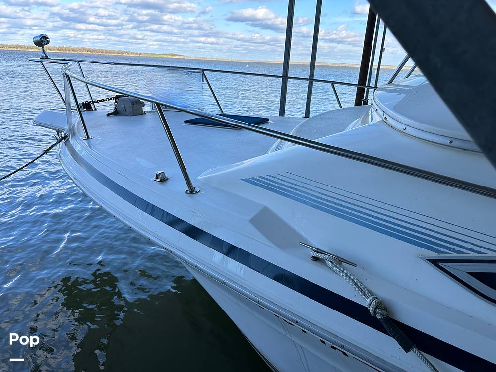 Slide: The Image of Sea Ray 350 Express Bridge 1992 - 14007946