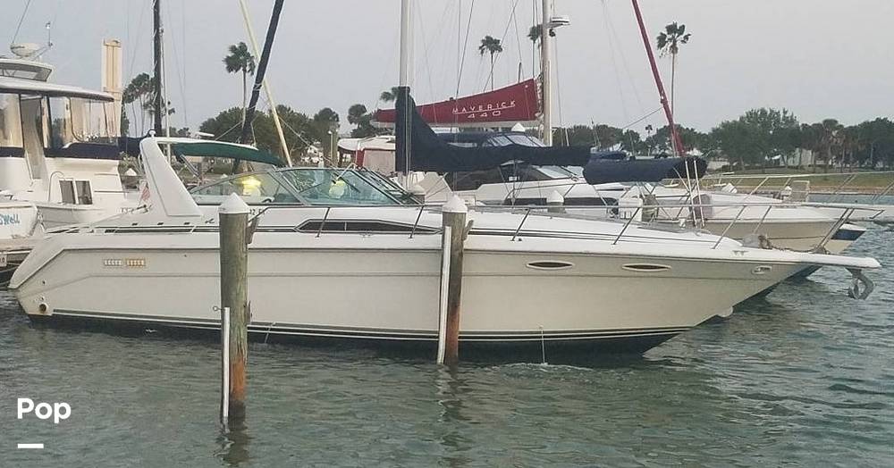 Slide: The Image of Sea Ray 350 Express Cruiser 1991 - 15379140